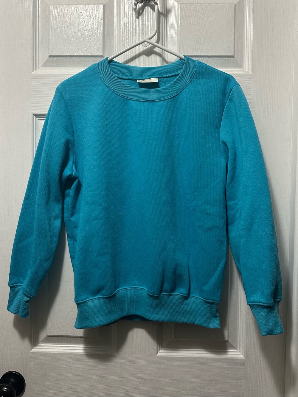 Turquoise Crewneck Sweatshirt Women’s Size Medium Streetwear Athleisure Classic